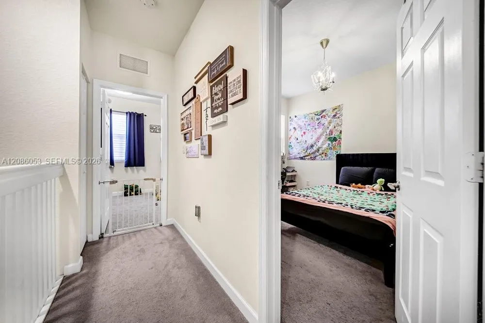 10657 W 32nd Ln Hialeah, FL 33018
