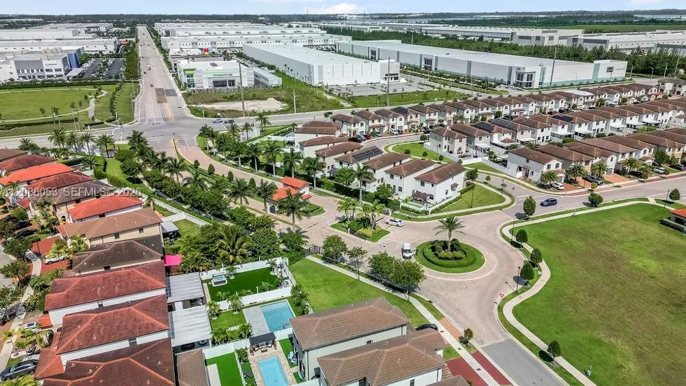 10657 W 32nd Ln Hialeah, FL 33018