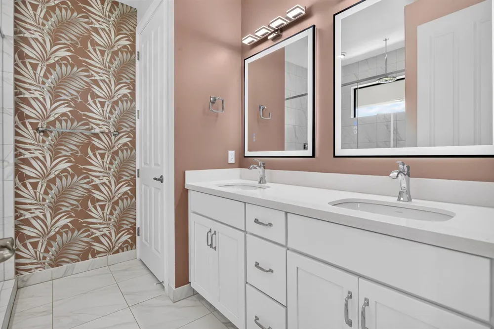 608 Windward Circle S Boynton Beach, FL 33435
