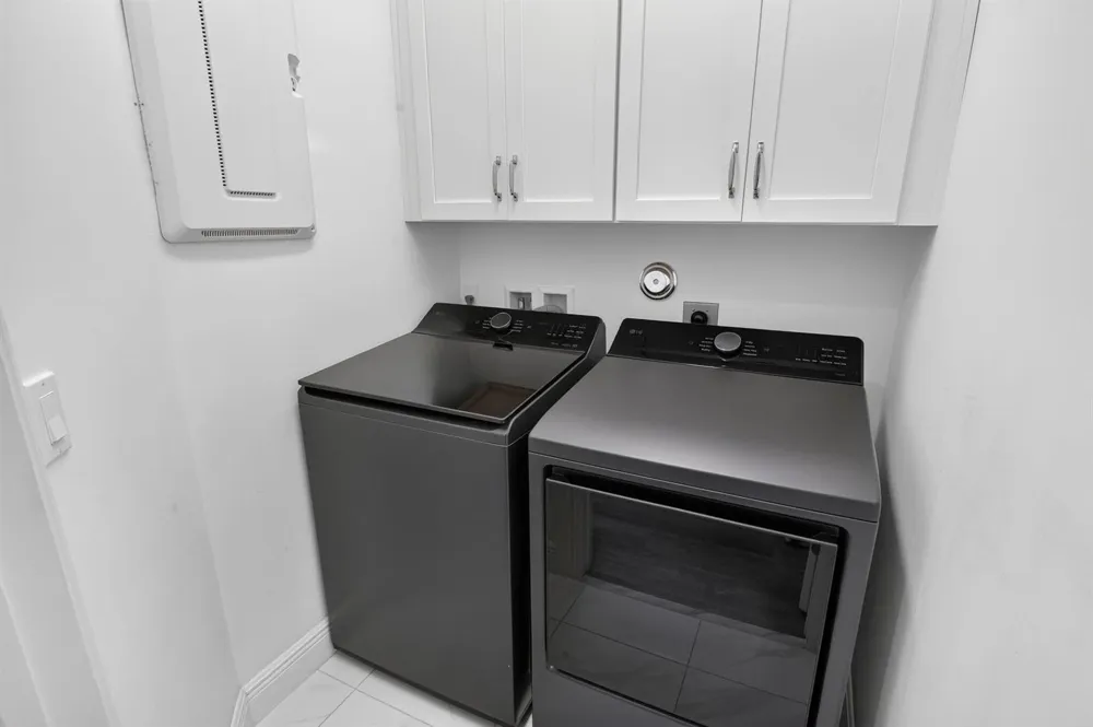 608 Windward Circle S Boynton Beach, FL 33435