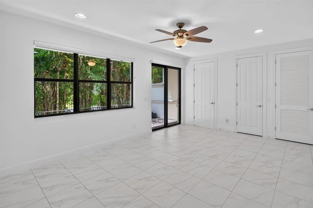 608 Windward Circle S Boynton Beach, FL 33435