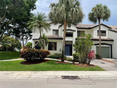 7525 NW 61ST TERRACE #3301