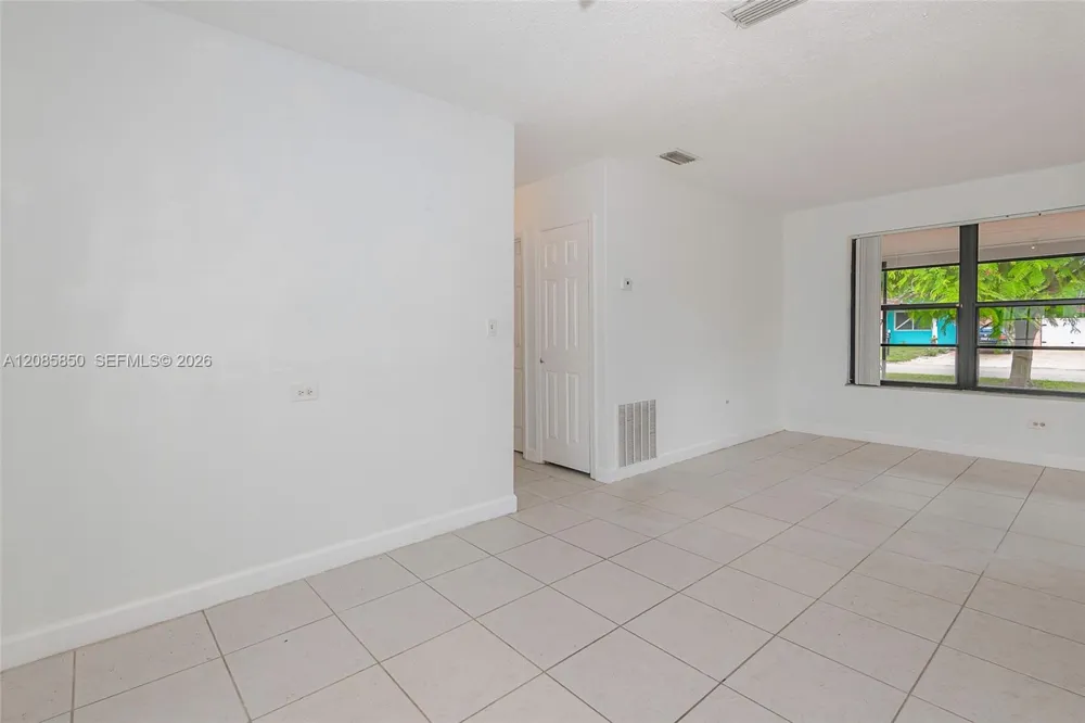 2631 Alcazar Dr Miramar, FL 33023