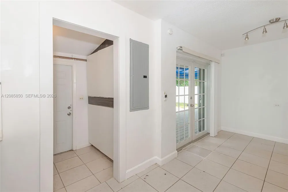 2631 Alcazar Dr Miramar, FL 33023