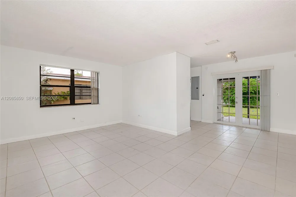 2631 Alcazar Dr Miramar, FL 33023