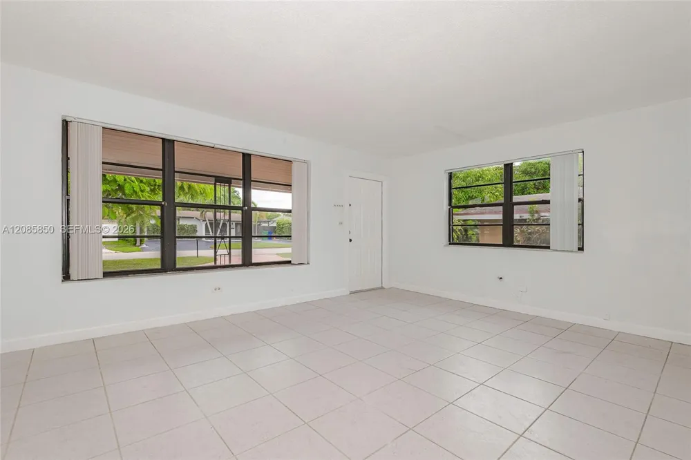 2631 Alcazar Dr Miramar, FL 33023