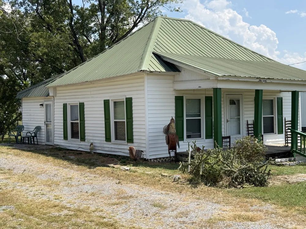 7140 N Milton Rd Milton, TN 37118