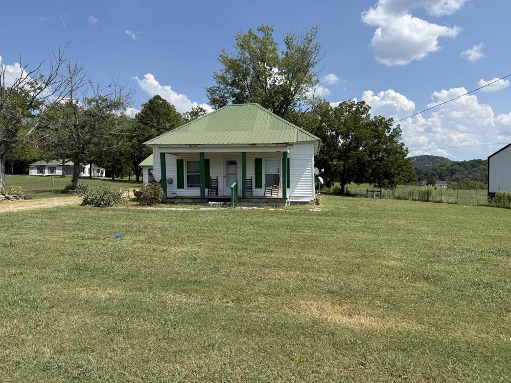 7140 N Milton Rd Milton, TN 37118