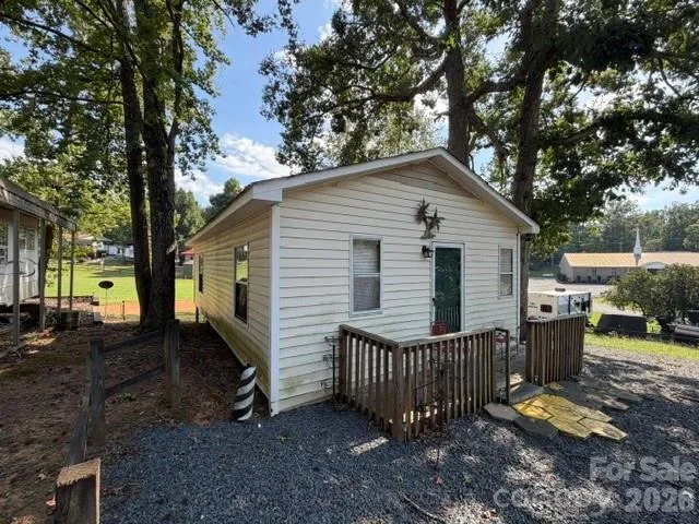 184 Deer Park Road Mount Gilead, NC 27306