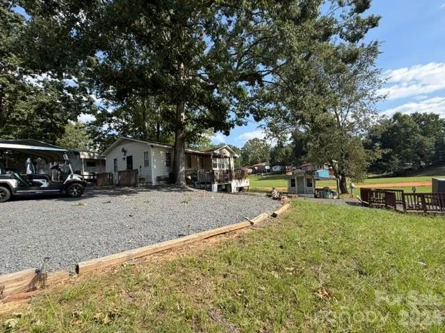 184 Deer Park Road Mount Gilead, NC 27306