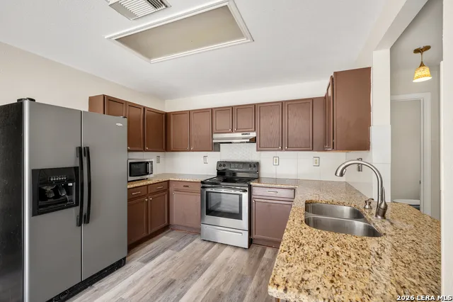 6914 Scenic Sunset San Antonio, TX 78249