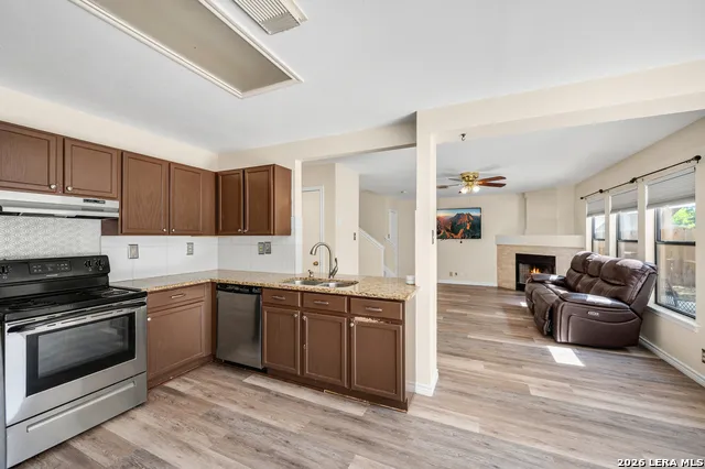 6914 Scenic Sunset San Antonio, TX 78249