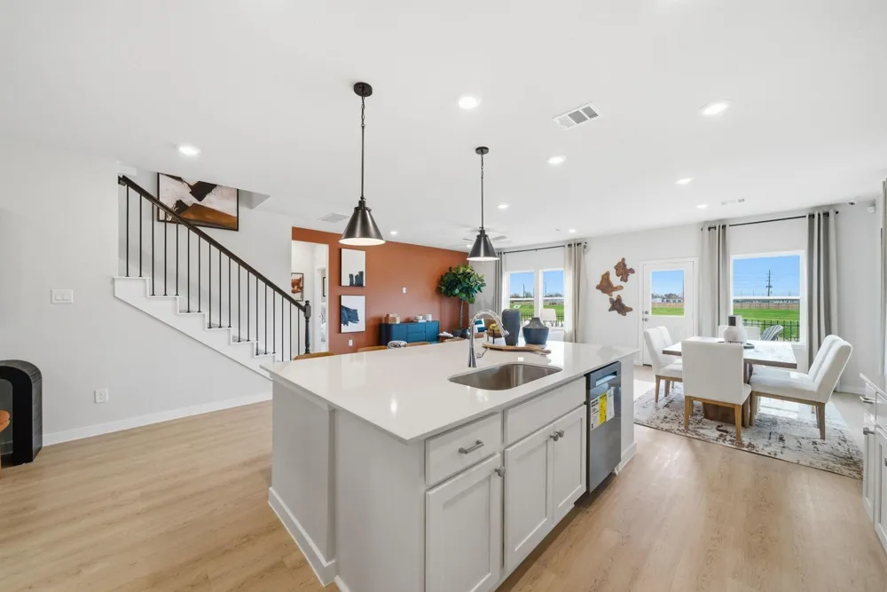 515 Chardonnay Drive Alvin, TX 77511