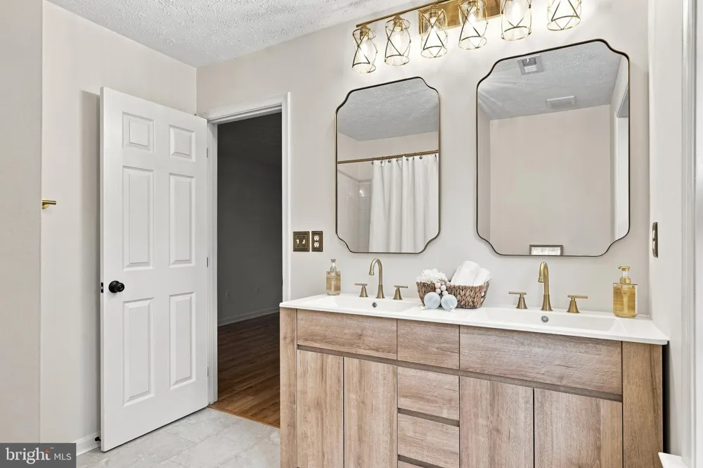 8138 BAYVIEW HILLS DRIVE Chesapeake Beach, MD 20732