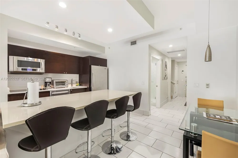 5300 NW 87th Ave #1512 Doral, FL 33178