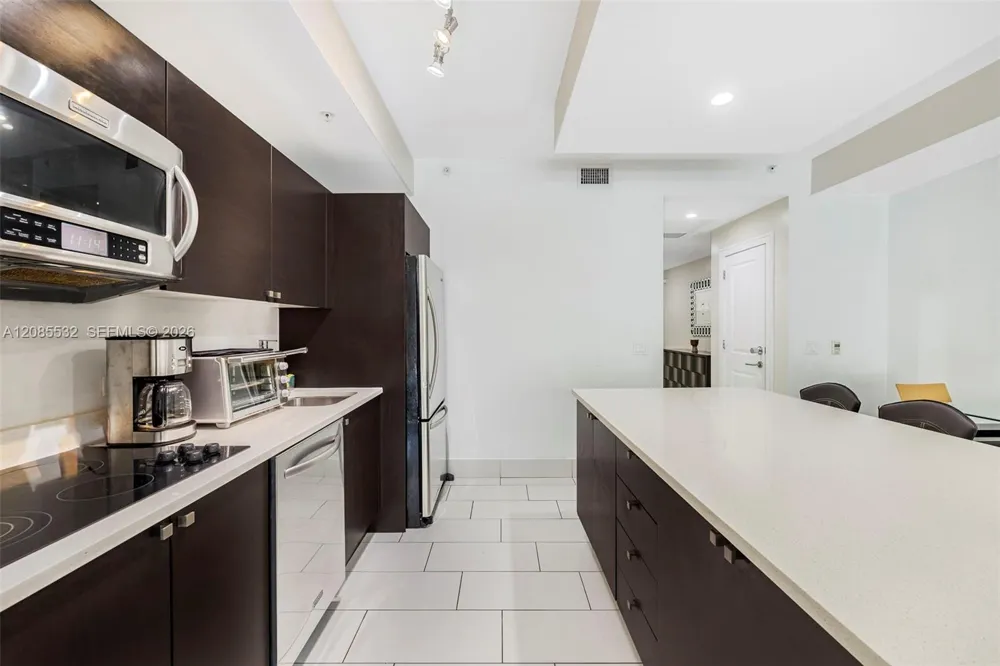 5300 NW 87th Ave #1512 Doral, FL 33178