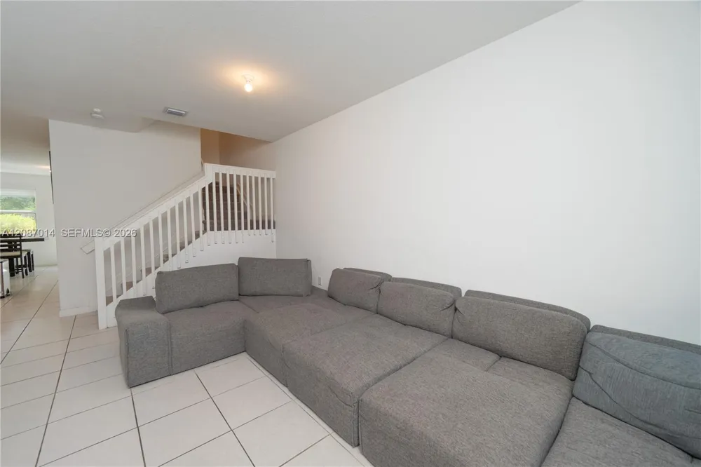 1231 SE 27th Ter Homestead, FL 33035