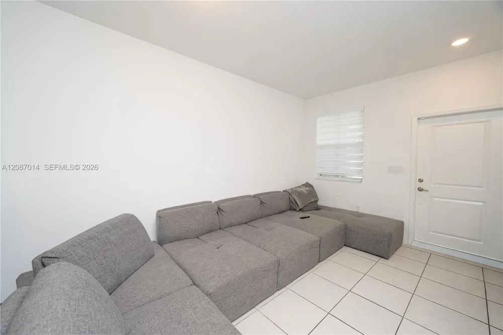 1231 SE 27th Ter Homestead, FL 33035