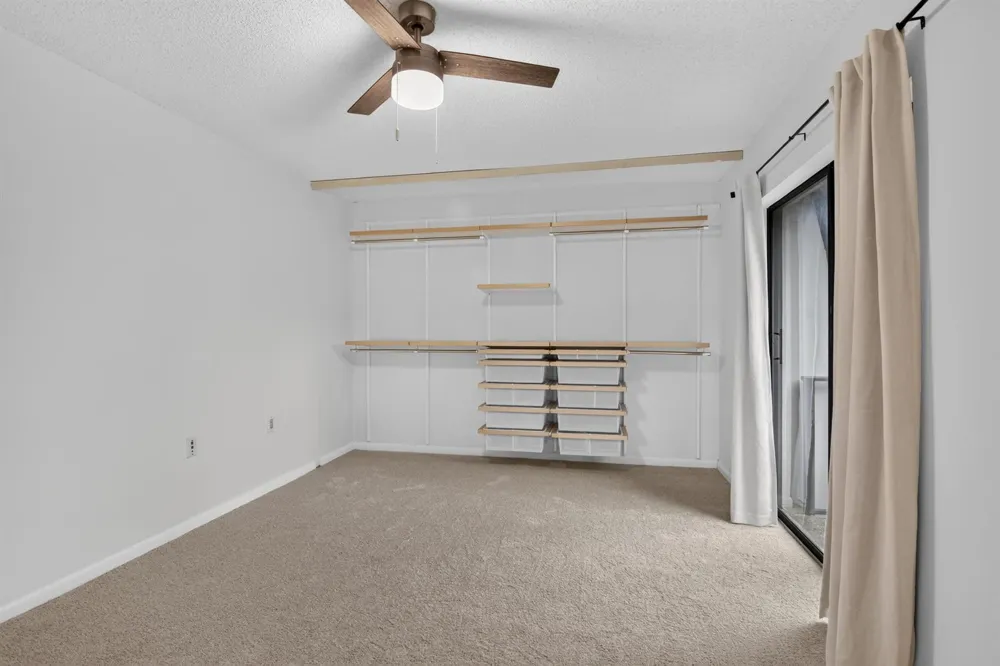 2427 24th Lane Palm Beach Gardens, FL 33418