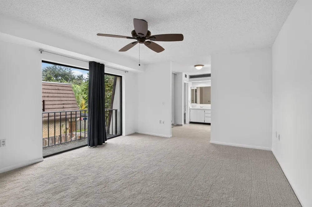 2427 24th Lane Palm Beach Gardens, FL 33418