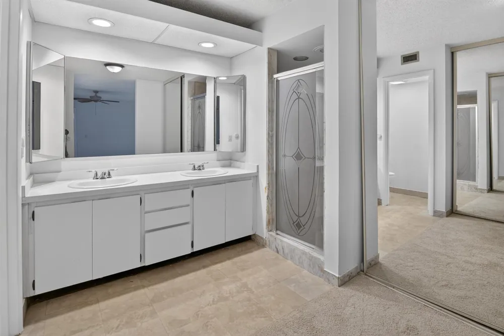 2427 24th Lane Palm Beach Gardens, FL 33418