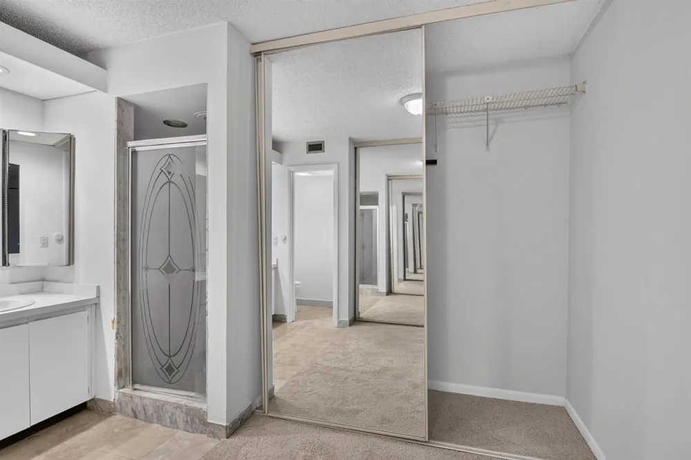 2427 24th Lane Palm Beach Gardens, FL 33418