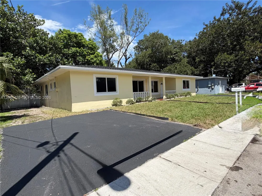 335 NE 168th St #335 North Miami Beach, FL 33162
