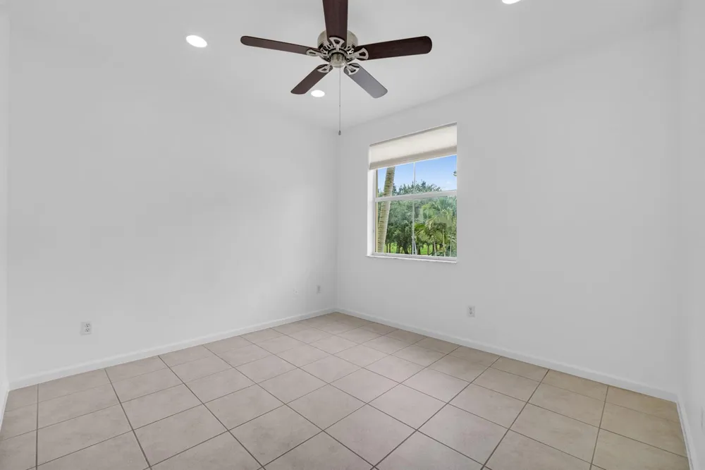 3933 MONARCH LANE Coconut Creek, FL 33073