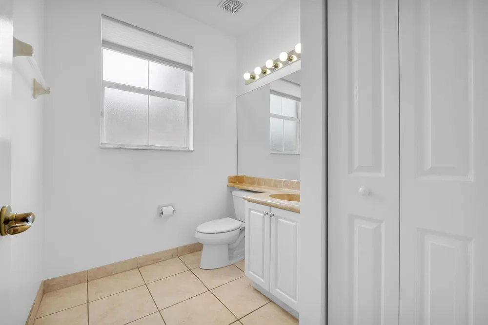 3933 MONARCH LANE Coconut Creek, FL 33073