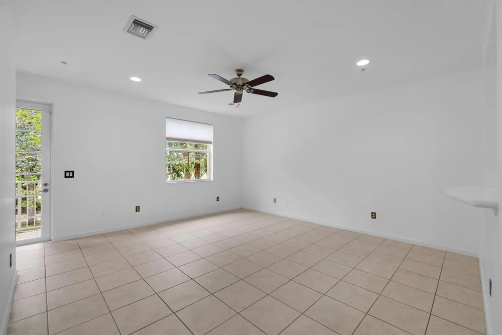 3933 MONARCH LANE Coconut Creek, FL 33073