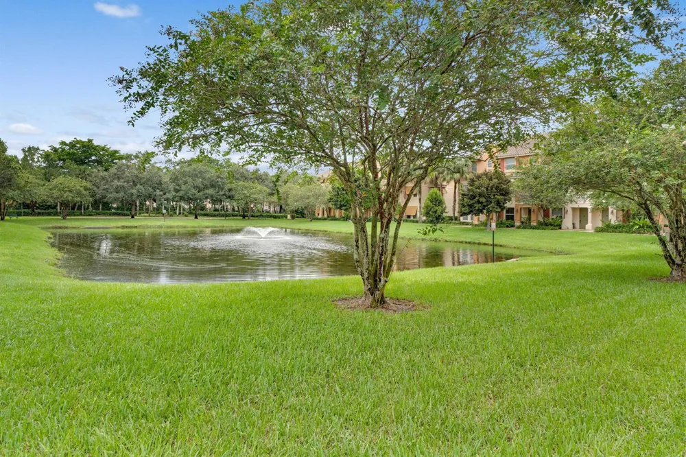 3933 MONARCH LANE Coconut Creek, FL 33073