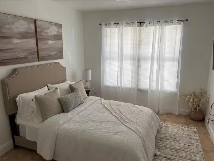 1445 LAKE CRYSTAL DRIVE #E West Palm Beach, FL 33411