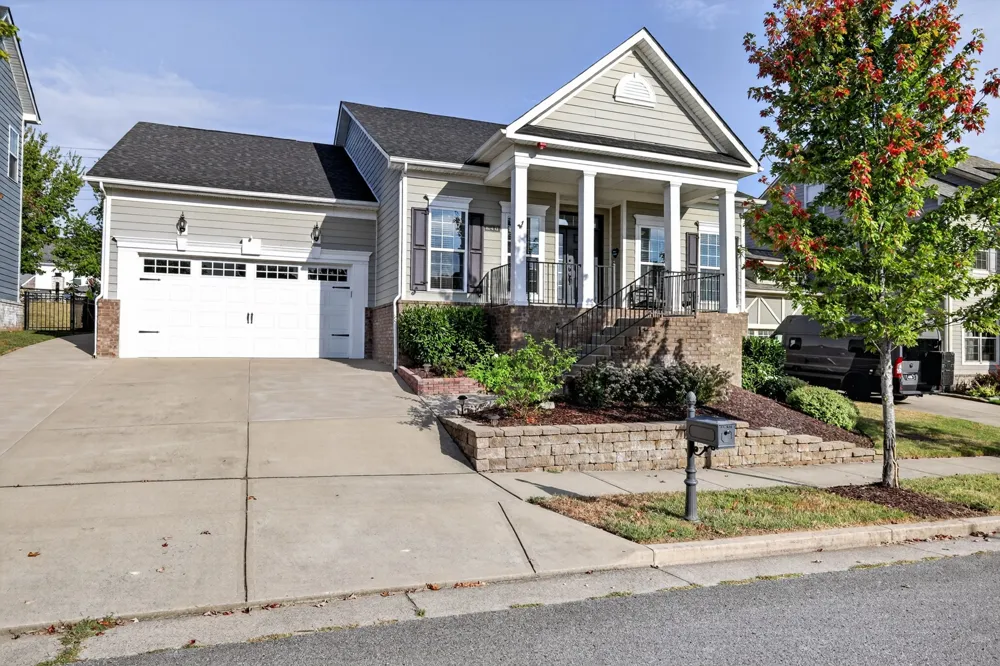 640 Streamside Ln Franklin, TN 37064