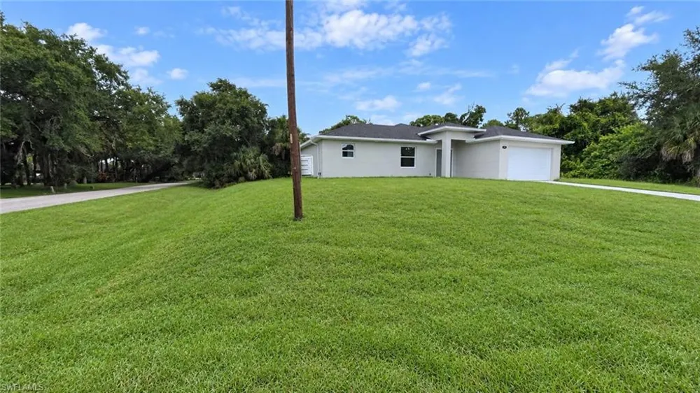 1801 E 8th Street Lehigh Acres, FL 33972
