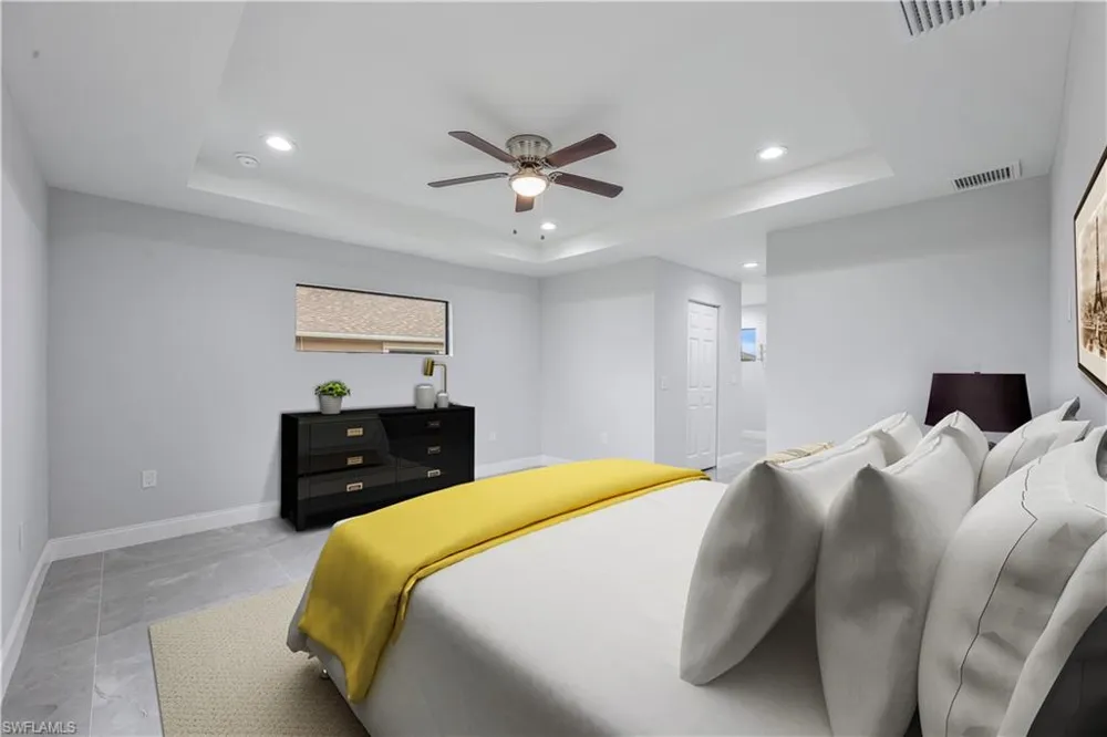 523 Wilmington Parkway Cape Coral, FL 33993