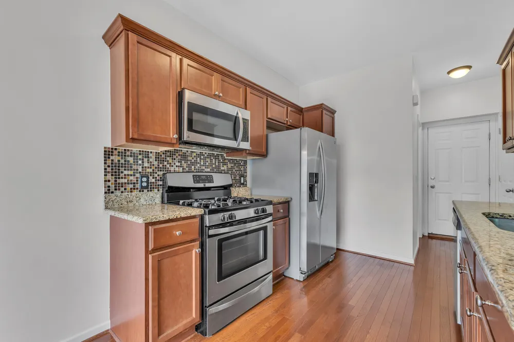 2703 Riversedge Drive #106 Saline City, MI 48176