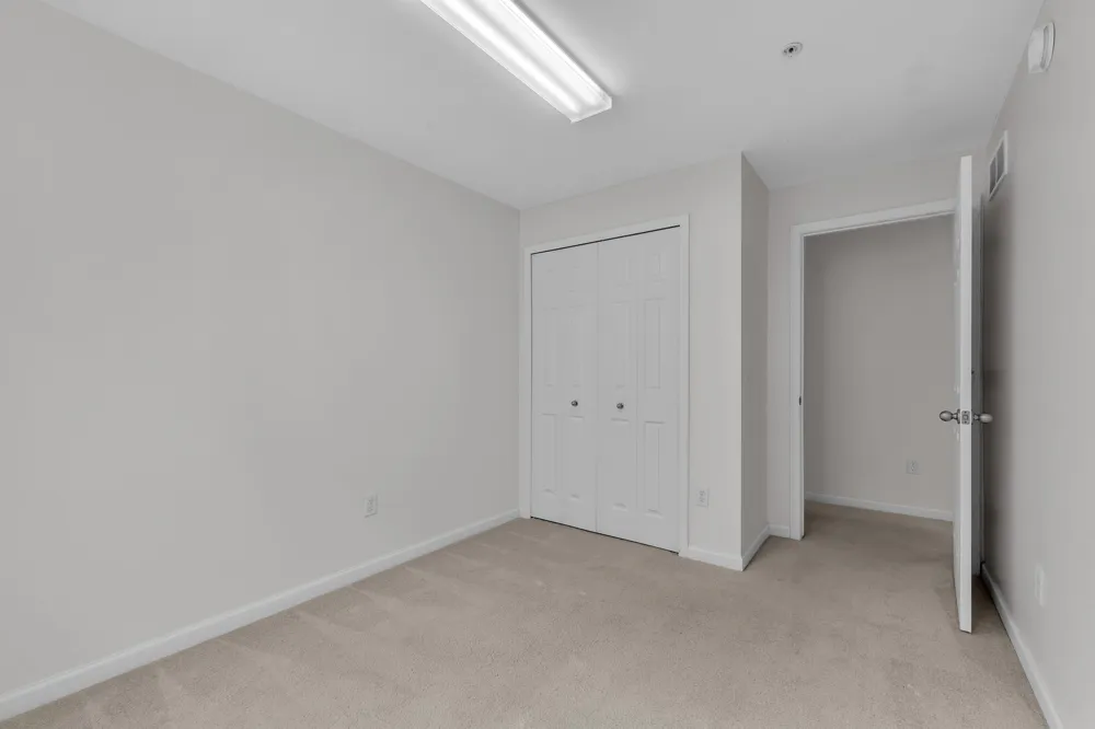 2703 Riversedge Drive #106 Saline City, MI 48176
