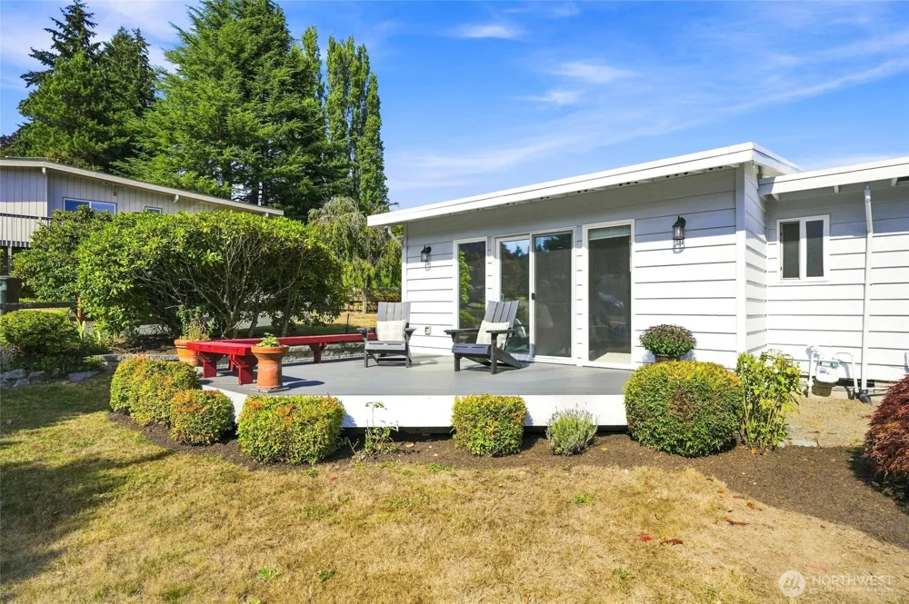 18112 60th Avenue NE Kenmore, WA 98028