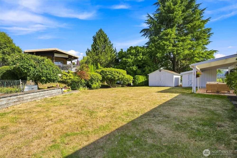 18112 60th Avenue NE Kenmore, WA 98028