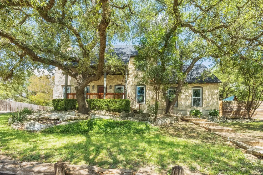 8102 Current Circle Austin, TX 78736