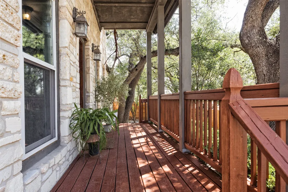 8102 Current Circle Austin, TX 78736