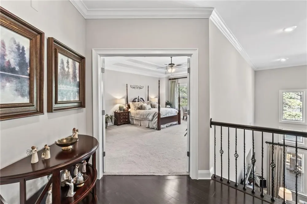 3825 Lakehurst Way Cumming, GA 30040