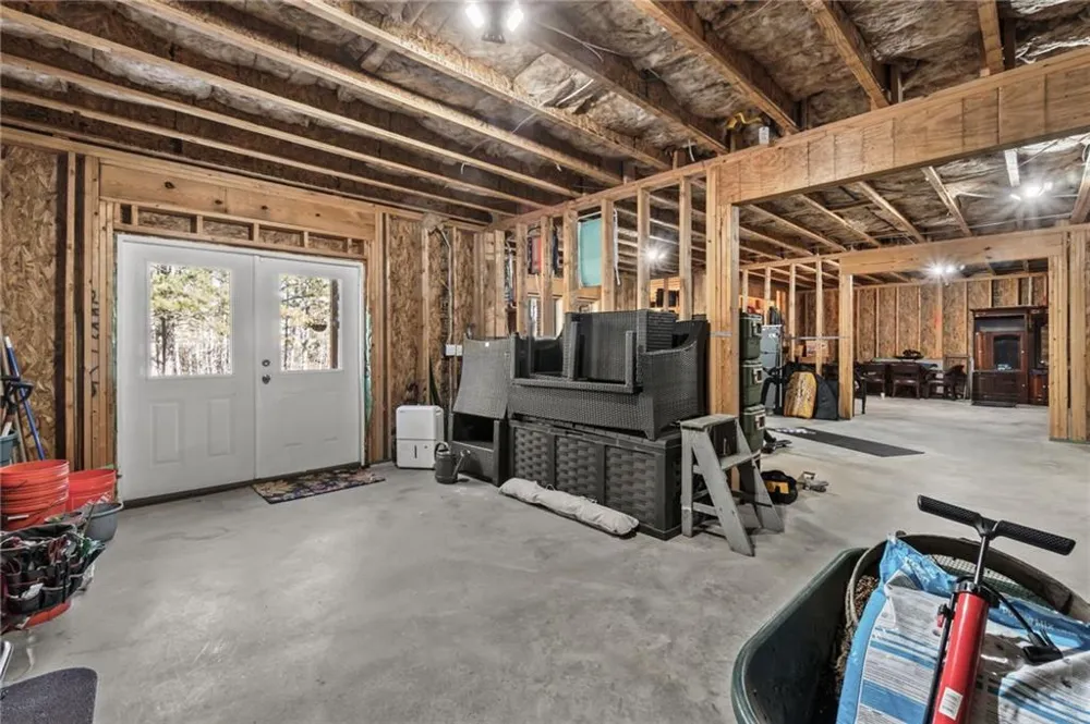 3825 Lakehurst Way Cumming, GA 30040