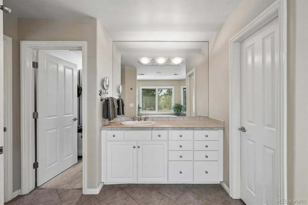 4530 W Aberdeen Avenue Littleton, CO 80123