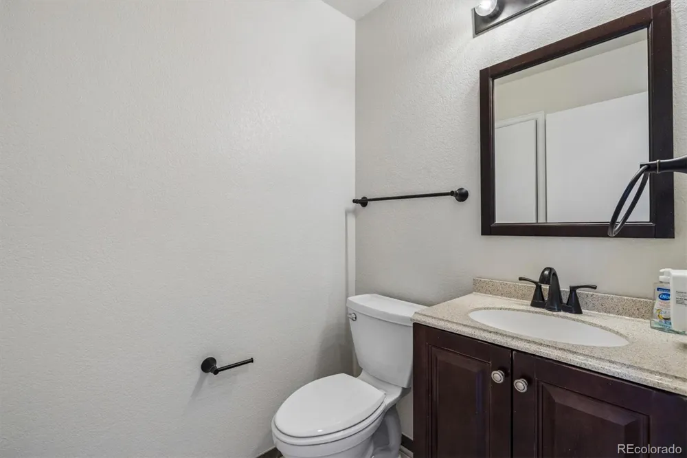 3892 Seramonte Drive Highlands Ranch, CO 80129