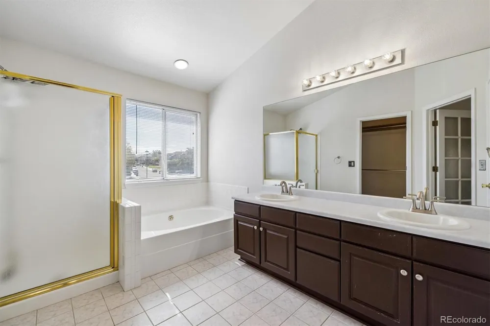3892 Seramonte Drive Highlands Ranch, CO 80129