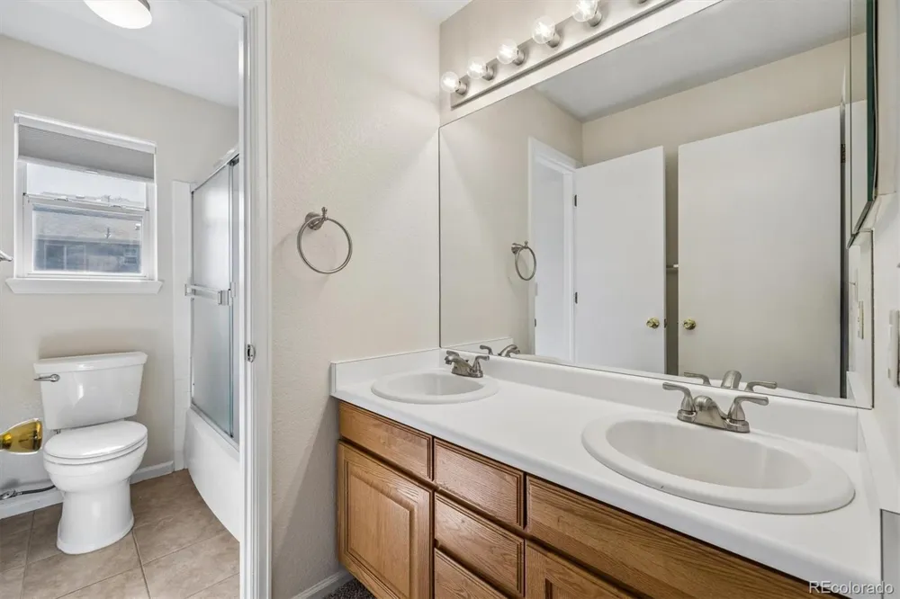 3892 Seramonte Drive Highlands Ranch, CO 80129