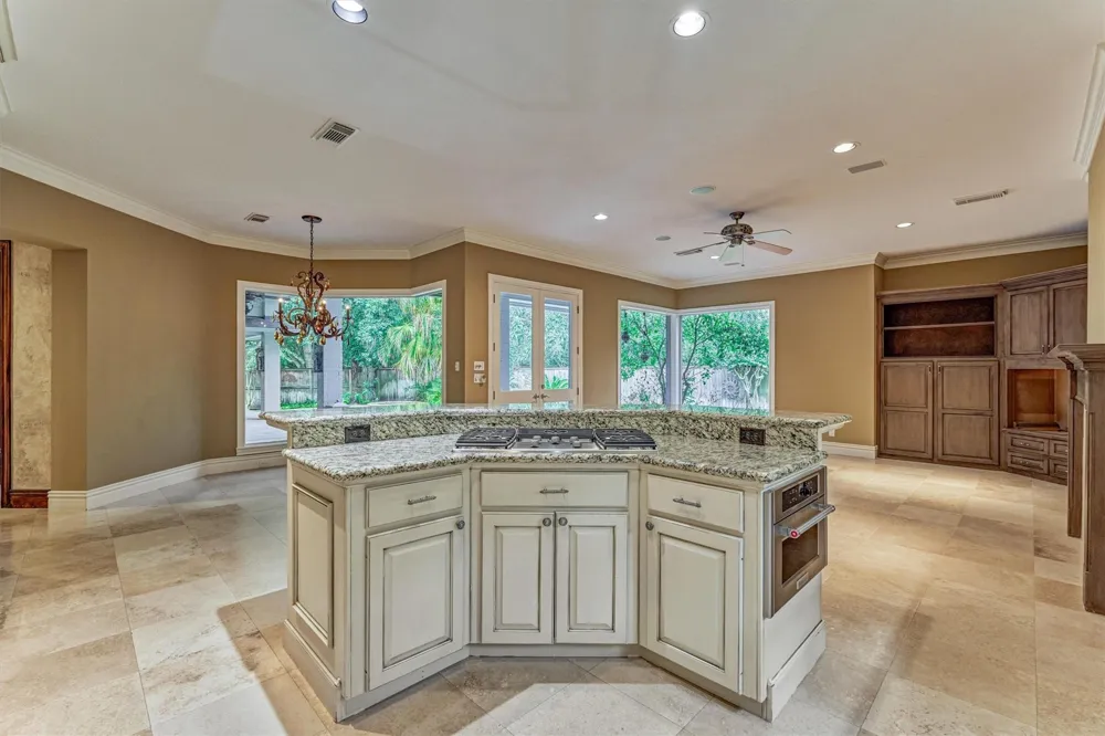 62 Stone Springs Circle The Woodlands, TX 77381