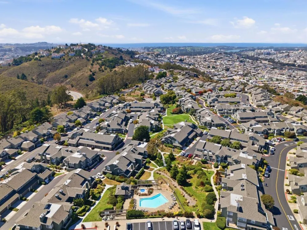 1902 Jameston Lane Daly City, CA 94014