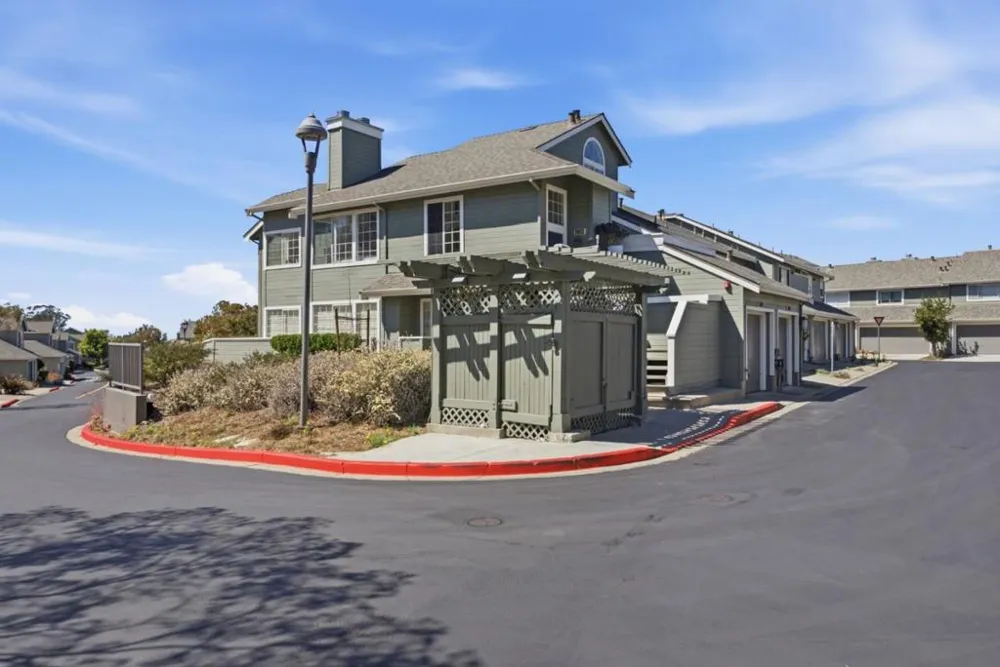 1902 Jameston Lane Daly City, CA 94014